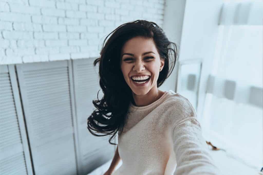 Inlays 3 Laughing Person Taking Photo Of Themselves Open Mouth Smiling