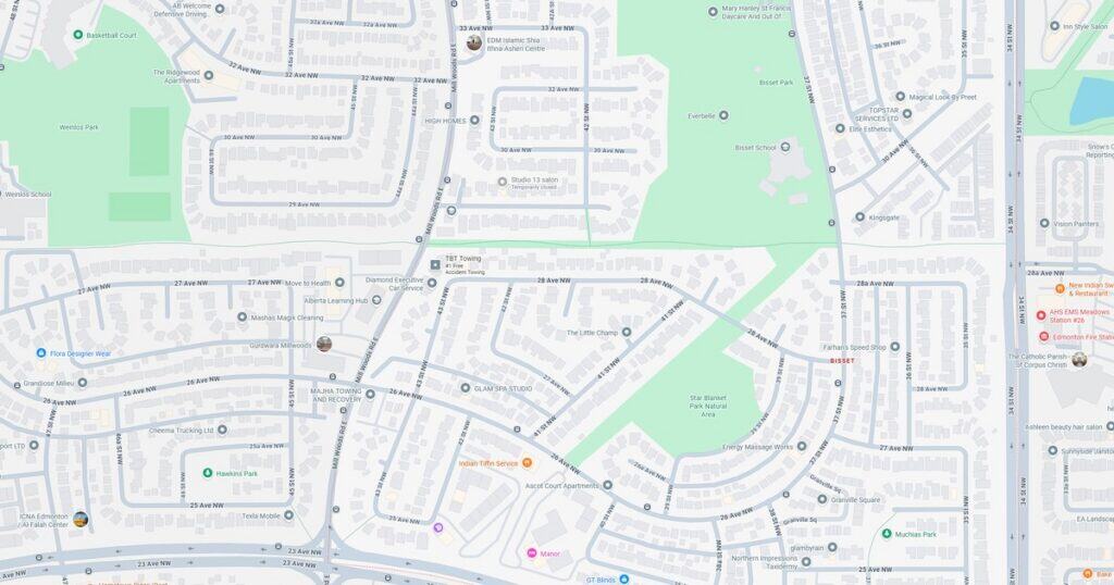 Detailed map showing streets, parks, and public transportation routes in a residential area. Ideal for urban planning, navigation, and local exploration.